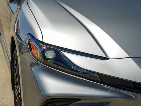 New 2026 Toyota Camry SE FWD image 9