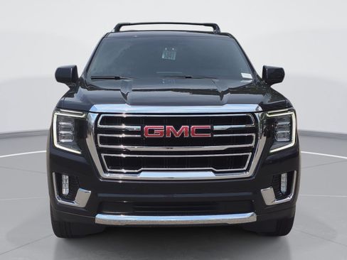 Used 2023 GMC Yukon SLT AWD/4WD image 8