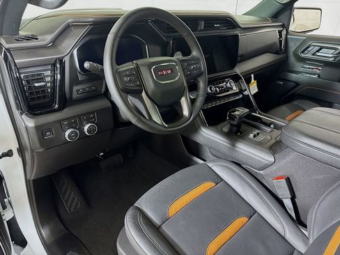 Certified 2026 GMC Sierra 1500 AT4 w/ AT4 Premium Package AWD/4WD image 7
