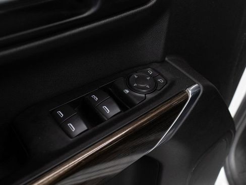 Used 2019 Chevrolet Silverado 1500 LT w/ Texas Edition AWD/4WD image 15