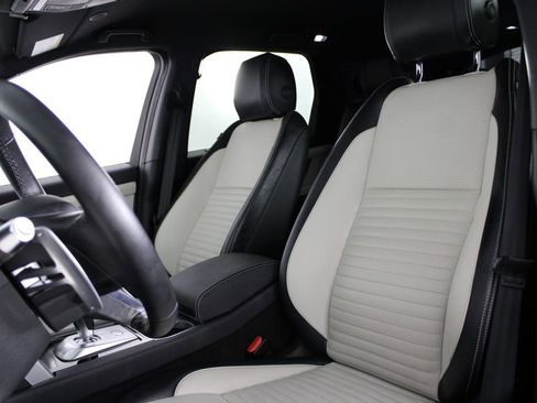 Used 2022 Land Rover Discovery Sport S R-Dynamic image 18