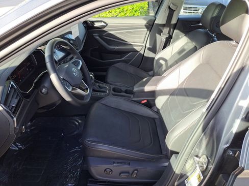 Used 2022 Volkswagen Jetta SEL image 14