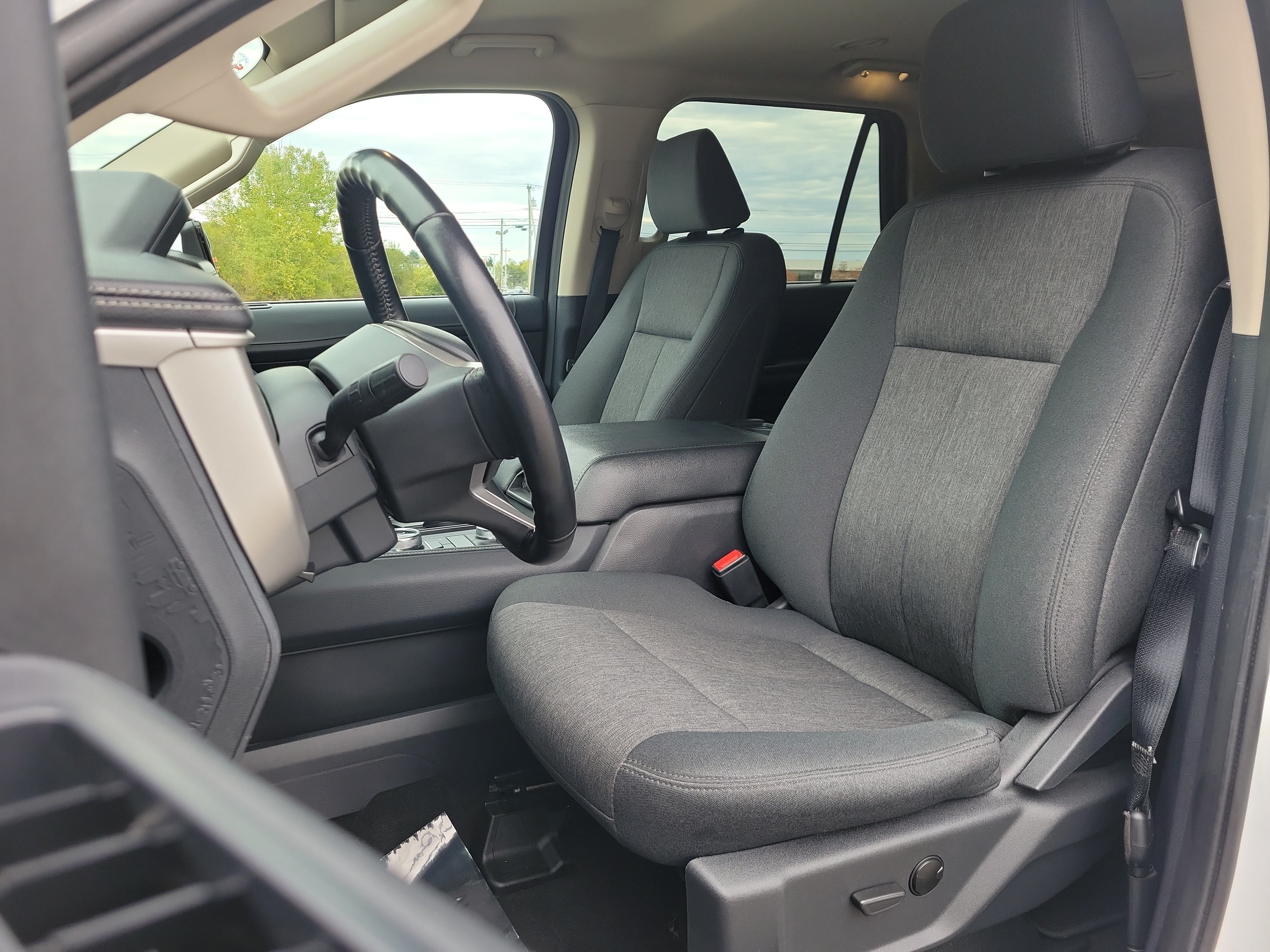 Used 2024 Ford Expedition Max XLT AWD/4WD image 14