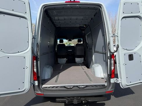 New 2026 Mercedes-Benz Sprinter 2500 image 25