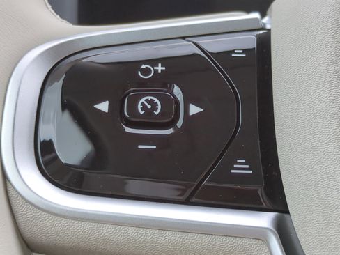 New 2026 Volvo XC60 B5 Ultra w/ Protection Package Premier image 20