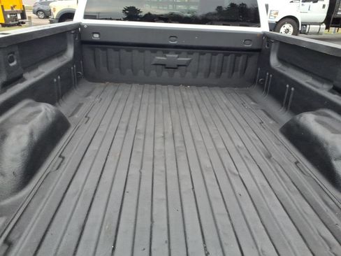 Used 2019 Chevrolet Silverado 2500 W/T w/ WT Convenience Package image 18