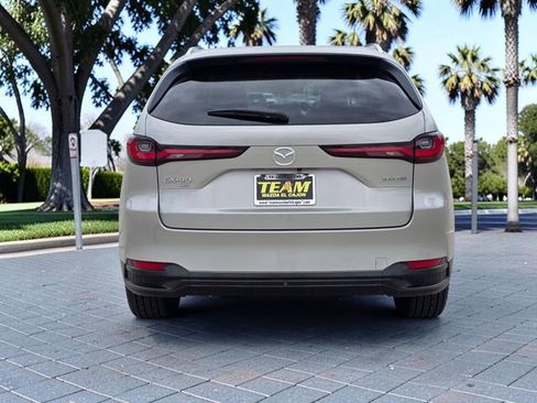 Certified 2024 MAZDA CX-90 Plug-In Hybrid w/ Preferred AWD/4WD image 8
