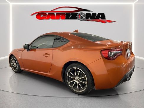 Used 2017 Toyota 86 image 6