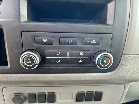 Used 2016 Nissan NV 2500 S w/ Power Package image 17