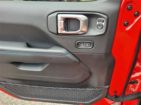 Used 2024 Jeep Wrangler Unlimited Rubicon 4xe image 23