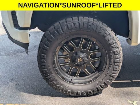 Used 2020 Chevrolet Silverado 1500 RST AWD/4WD image 7