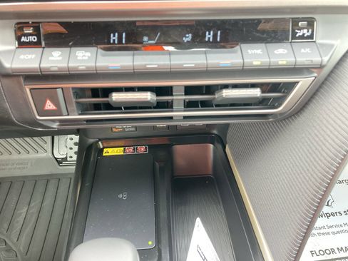 Certified 2026 Toyota Camry SE image 17