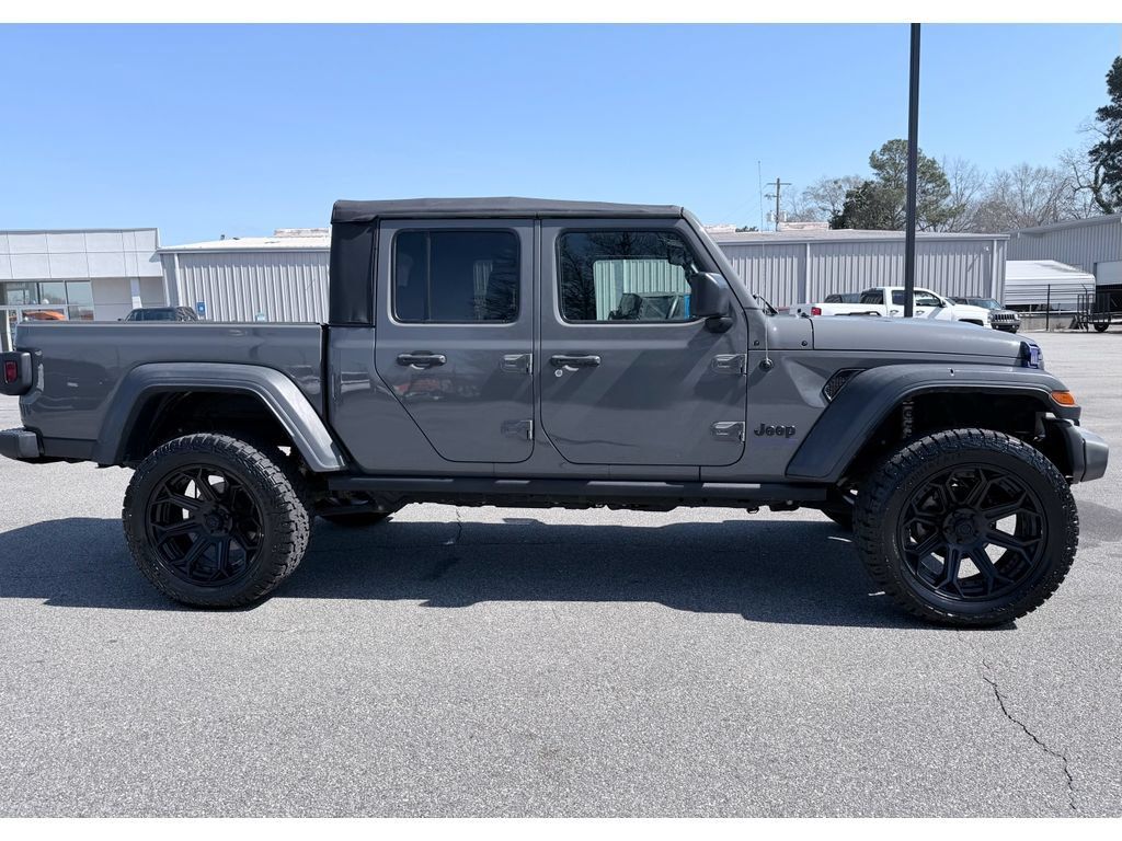 Used 2021 Jeep Gladiator Sport AWD/4WD image 4