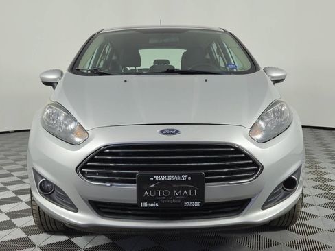 Used 2019 Ford Fiesta SE w/ Equipment Group 201A FWD image 2