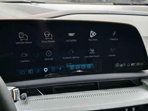 New 2026 Cadillac Optiq Luxury 2 AWD/4WD image 39