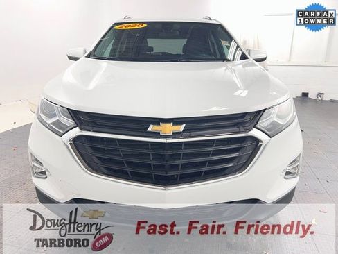 Used 2020 Chevrolet Equinox LT image 2