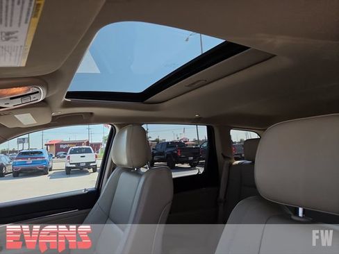 Used 2019 Jeep Grand Cherokee Limited AWD/4WD image 25