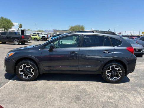 Used 2017 Subaru Crosstrek 2.0i Premium w/ Popular Package #2 AWD/4WD image 3
