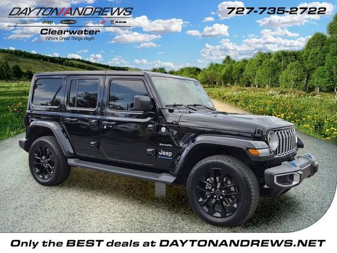 Used 2024 Jeep Wrangler Unlimited Sahara w/ Technology Group AWD/4WD image 1