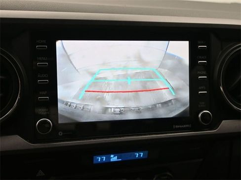 Used 2021 Toyota Tacoma TRD Off-Road image 31