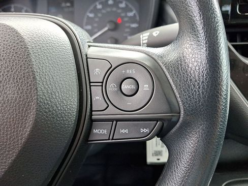 Used 2024 Toyota Corolla LE FWD image 18