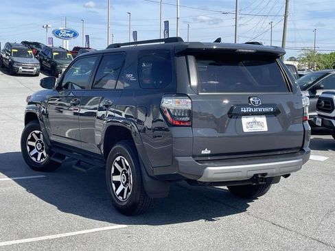 Used 2024 Toyota 4Runner TRD Off-Road Premium w/ Moonroof Package image 4