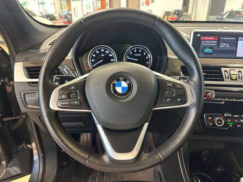 Used 2022 BMW X1 sDrive28i w/ Convenience Package FWD image 16