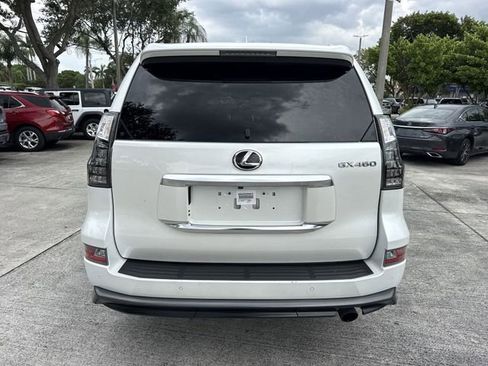 Used 2023 Lexus GX 460 Premium w/ Accessory Package AWD/4WD image 25