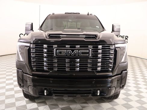 Used 2025 GMC Sierra 2500 Denali Ultimate w/ Max Trailering Package AWD/4WD image 10