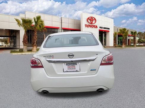 Used 2013 Nissan Altima 2.5 S image 5
