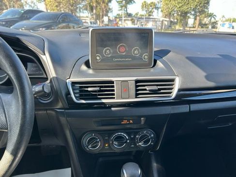 Used 2016 MAZDA MAZDA3 i Sport w/ Preferred Equipment Package image 23