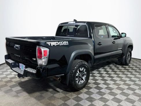 Certified 2020 Toyota Tacoma TRD Off-Road w/ Technology Package AWD/4WD image 7