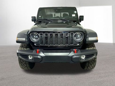 Used 2025 Jeep Gladiator Rubicon w/ Convenience Group image 24