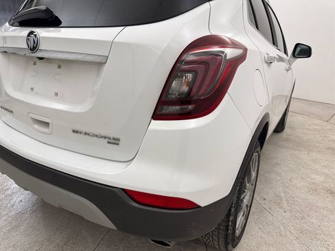 Used 2018 Buick Encore Sport Touring image 19