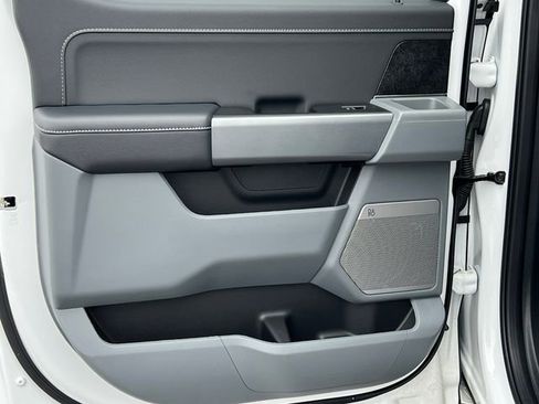 New 2025 Ford F150 Lightning Flash AWD/4WD image 38