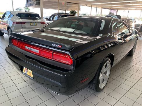 Used 2008 Dodge Challenger SRT8 RWD image 7