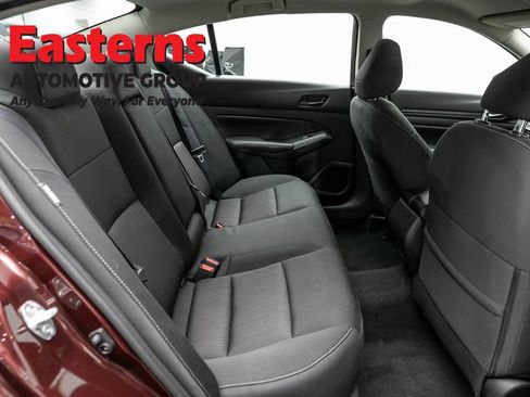 Used 2024 Nissan Altima 2.5 SV FWD image 22