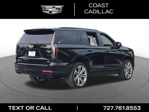 Certified 2025 Cadillac Escalade Sport Platinum AWD/4WD image 5