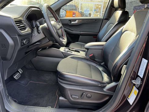 Used 2023 Ford Escape ST-Line w/ Equipment Group 301A image 19