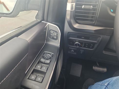 New 2026 Ford F150 Platinum AWD/4WD image 39