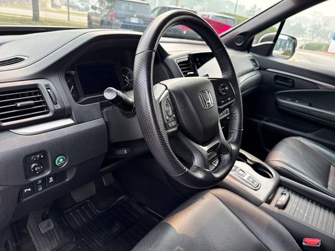 Certified 2023 Honda Passport EX-L image 15
