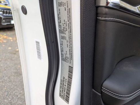 New 2025 Jeep Grand Cherokee L Overland w/ Advanced Protech Group III image 33