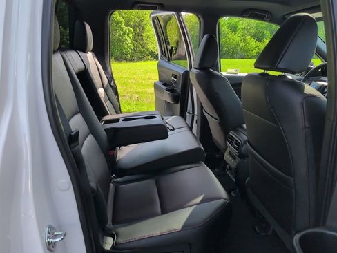 Used 2025 Honda Ridgeline Black Edition image 43