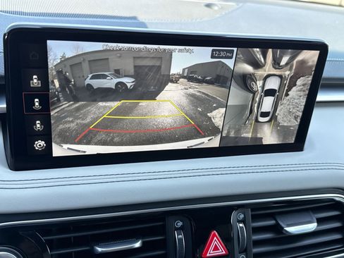 Used 2023 Genesis G70 3.3T w/ Sport Prestige Package image 19