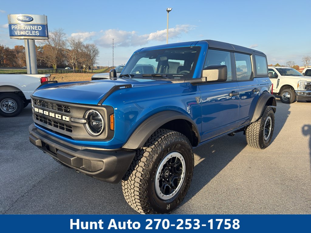 Used 2025 Ford Bronco 4-Door w/ Sasquatch Package AWD/4WD image 1