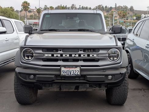 Used 2023 Ford Bronco Big Bend w/ Sasquatch Package AWD/4WD image 2