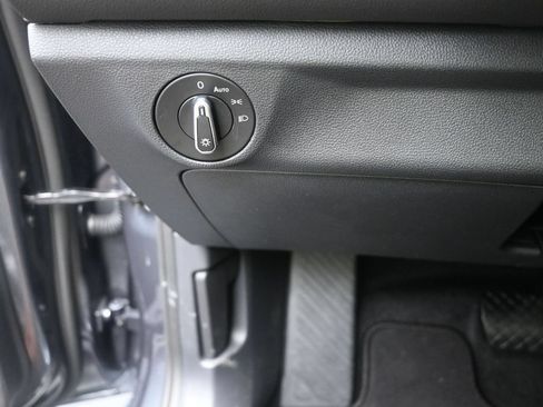 Used 2025 Volkswagen Jetta S FWD image 17