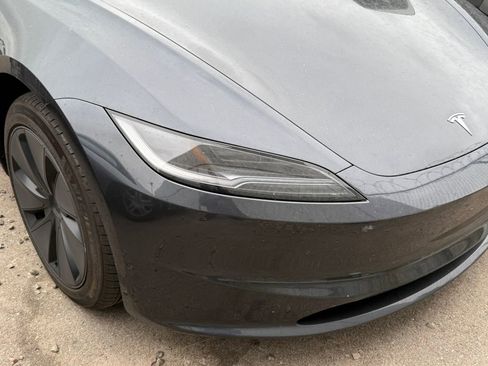 Used 2025 Tesla Model 3 image 9