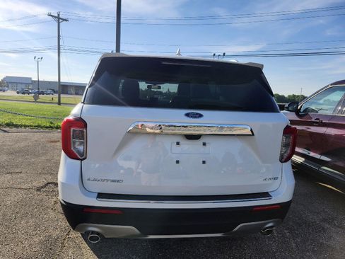 Used 2023 Ford Explorer Limited w/ Limited Technology Package AWD/4WD image 5