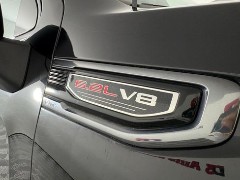 Used 2022 GMC Sierra 1500 AT4 w/ AT4 Premium Package AWD/4WD image 13
